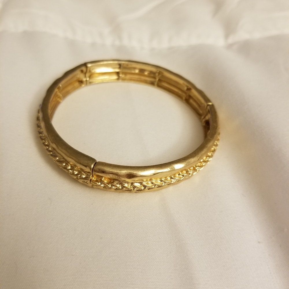 Chico's matte gold bracelet